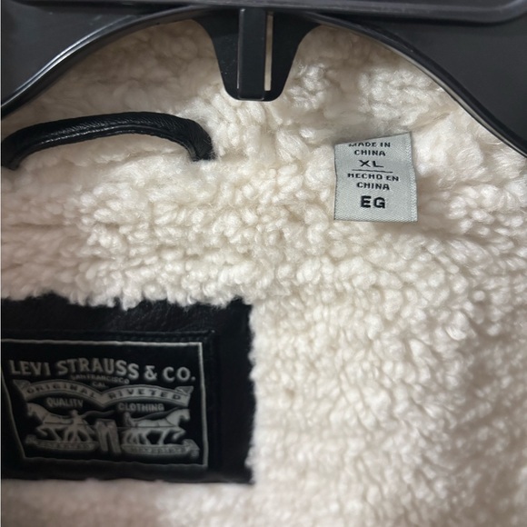 Levi's Black and Cream Faux Leather/Teddy Jacket - Picture 4 of 6